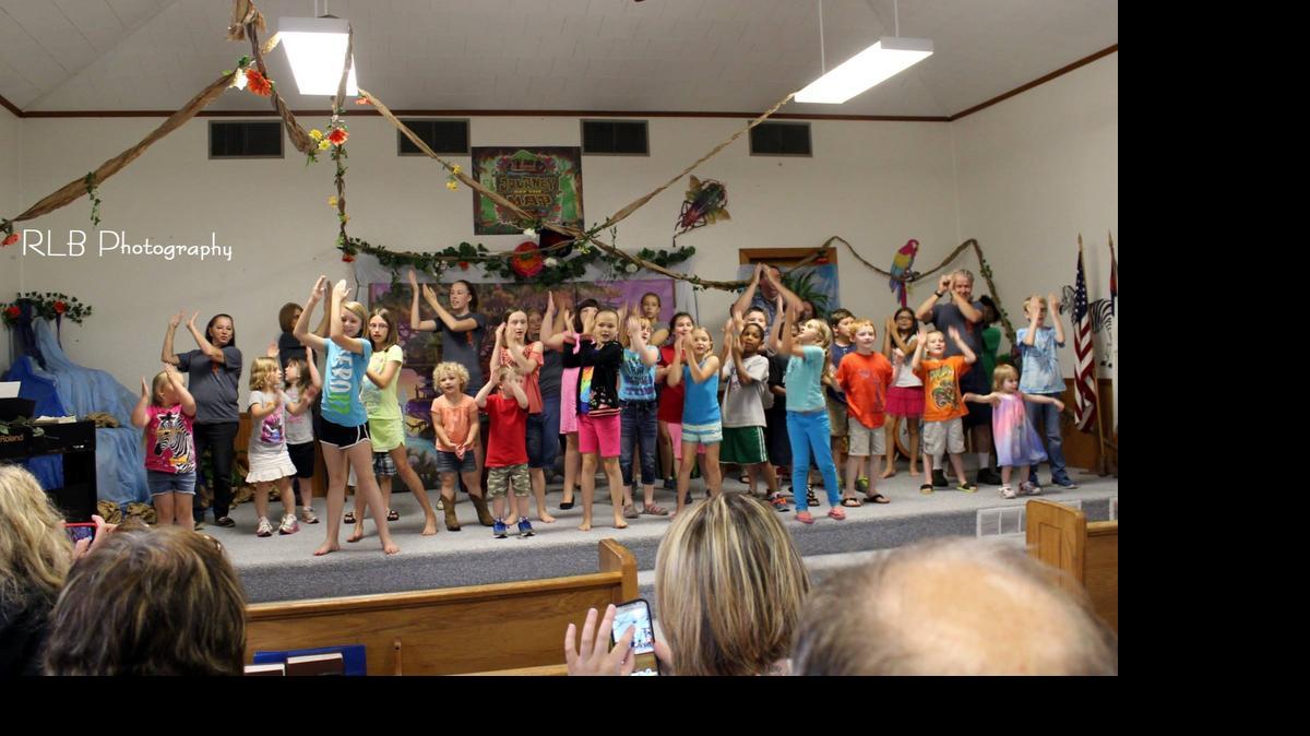 
The entire VBS group at the New Douglas Baptist Church VBS 2015 Family Night joined the stage with the program volunteers and coordinators for a final song and dance.
