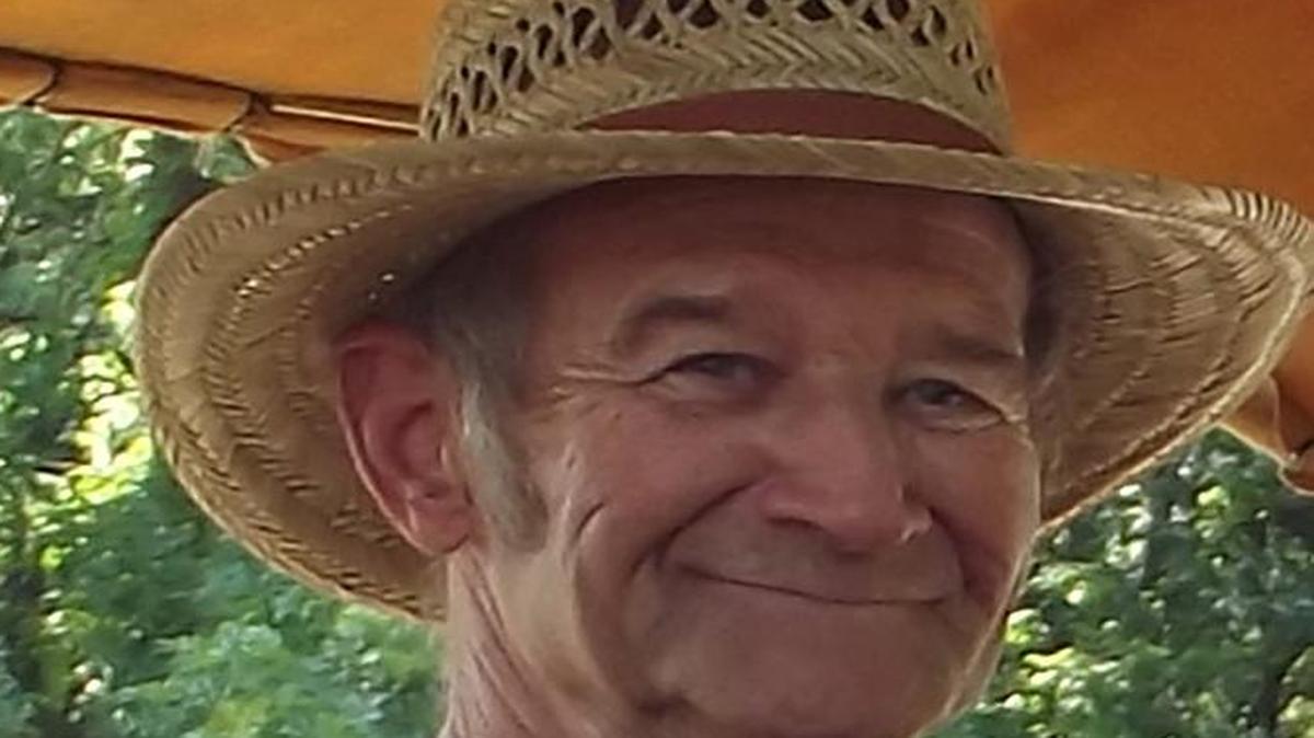 
John R. Drake, 69, of rural Pocahontas died on Sunday, July 26, 2015 at his home. 

