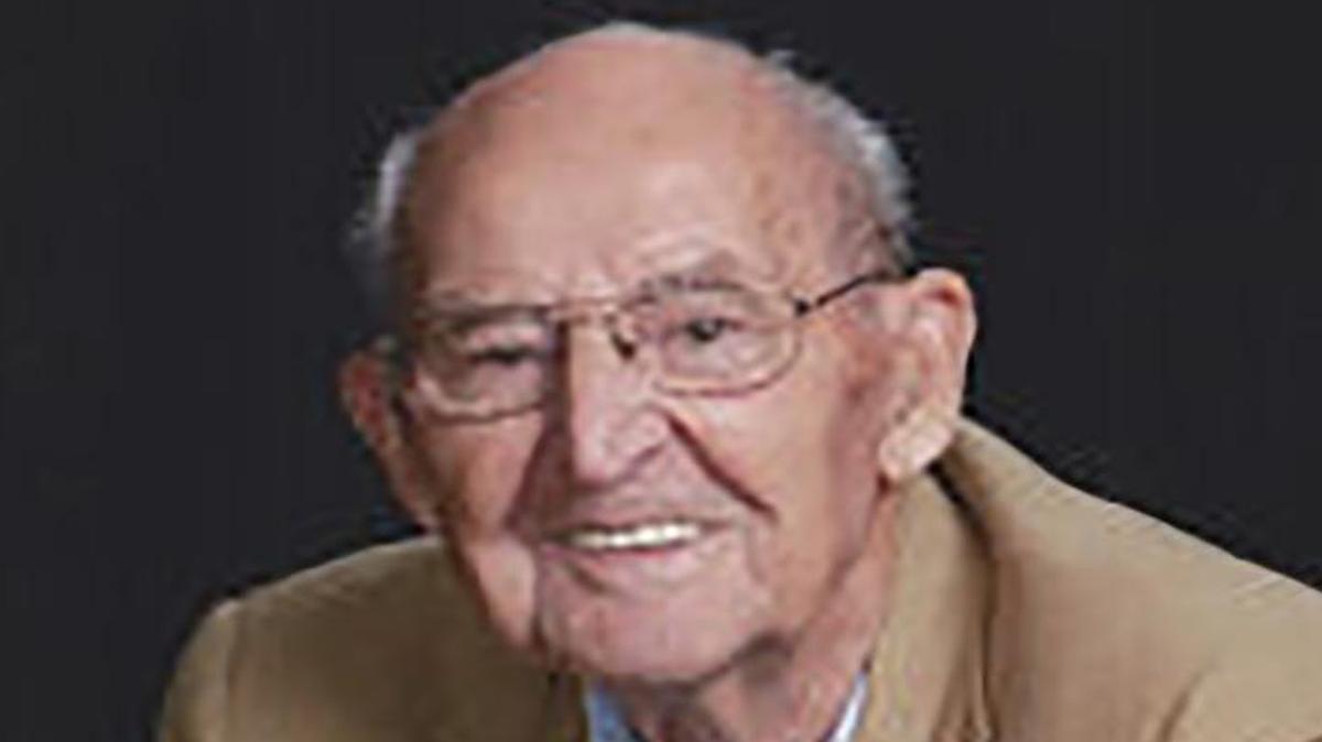 
Lawrence Ramach, 95, of Glen Carbon died on Saturday, Aug. 15, 2015 at Anderson Hospital in Maryville.

