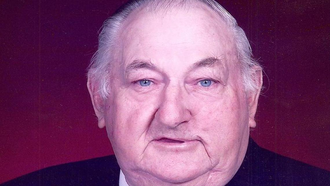 Sylvester Warnecke, 87