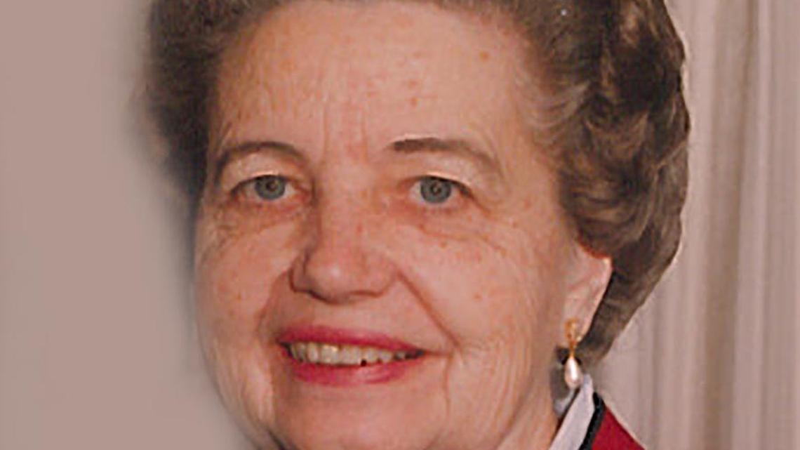 Mary Straeter, 92