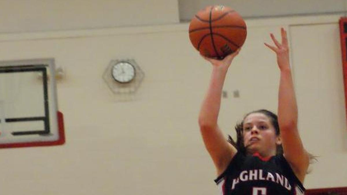 Highland senior Amanda Ponce scored a game-high 23 points to help propel the Lady Bulldogs to a key 52-46 win at Civic Memorial Thursday night.