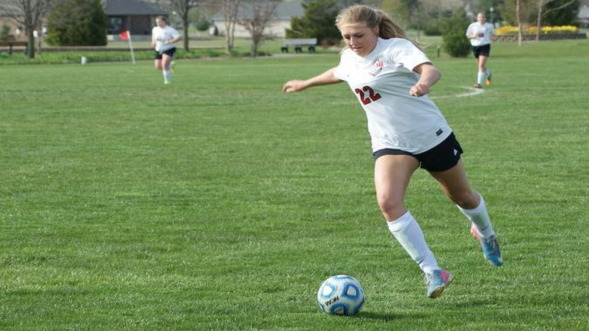 Highland junior Abby Stulir scored two goals and added an assist in a 6-2 victory over visiting Litchfield at Glik Park on Tuesday.
