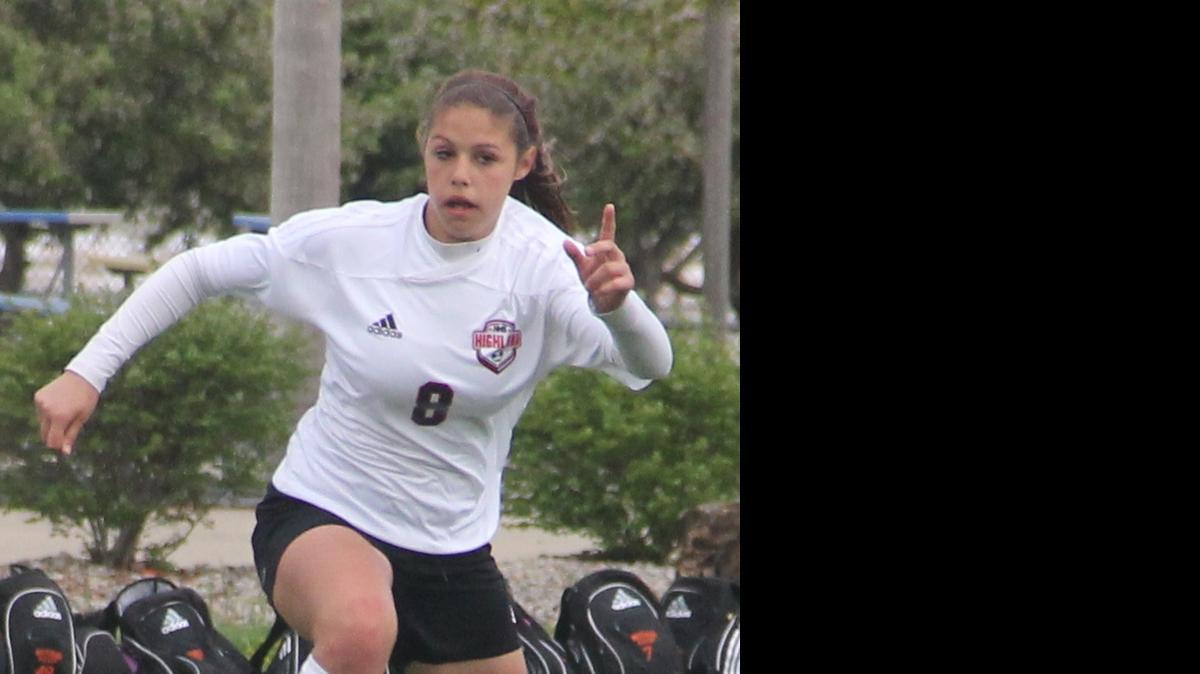 
Highland freshman Katelyn Wills set up Morgan Sikora for the team’s only goal in the Lady Bulldogs’ 1-1 tie at Mater Dei last Thursday. At press time, Wills led the team with four assists and ranked second in goals with four.
