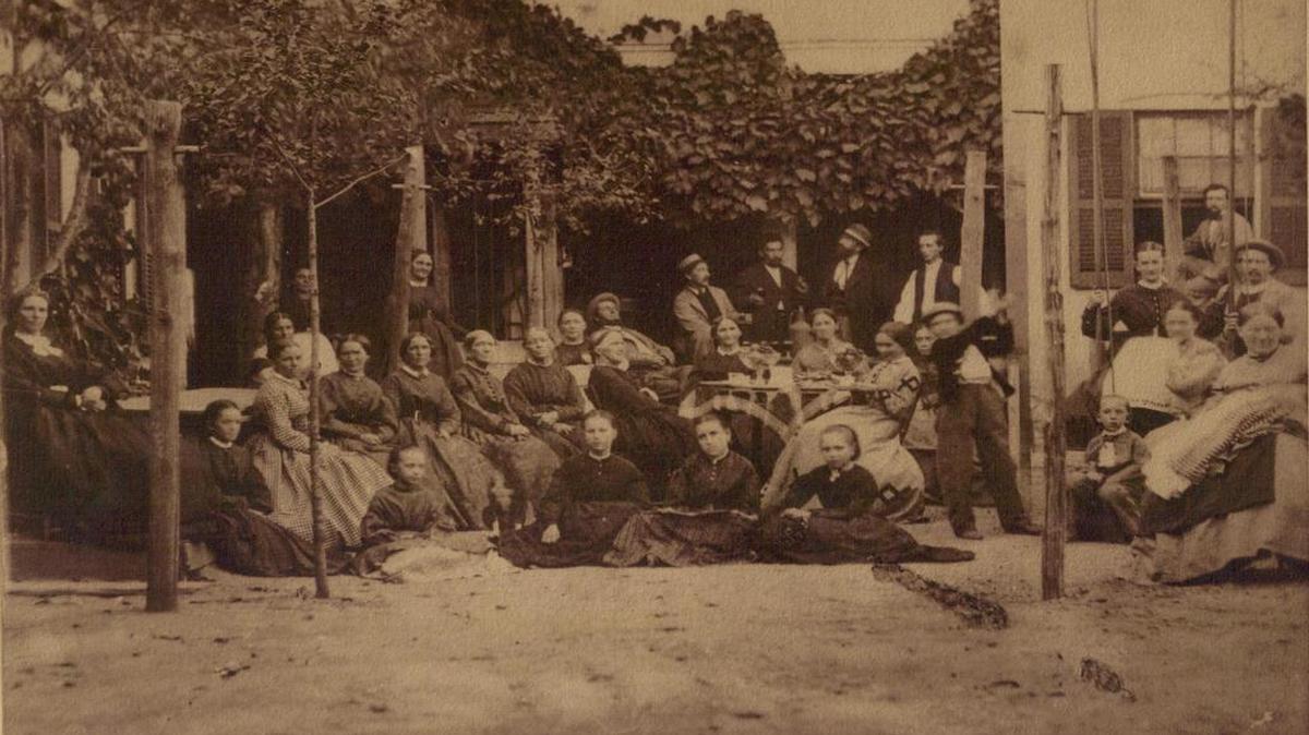 This photo shows the gathering at the back of the Highland House Hotel in 1887, titled, “Farwell Party for the Mosieur & Madam Brossards, returning to Switzerland.” Photo furnished by Jeff Menz.
