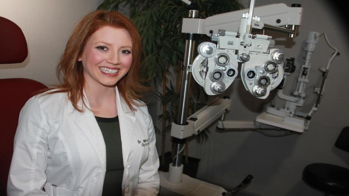 Dr. Mindy Miller has joined Dr. John Kleinhoffer at his Family Eyecare practice in Highland.