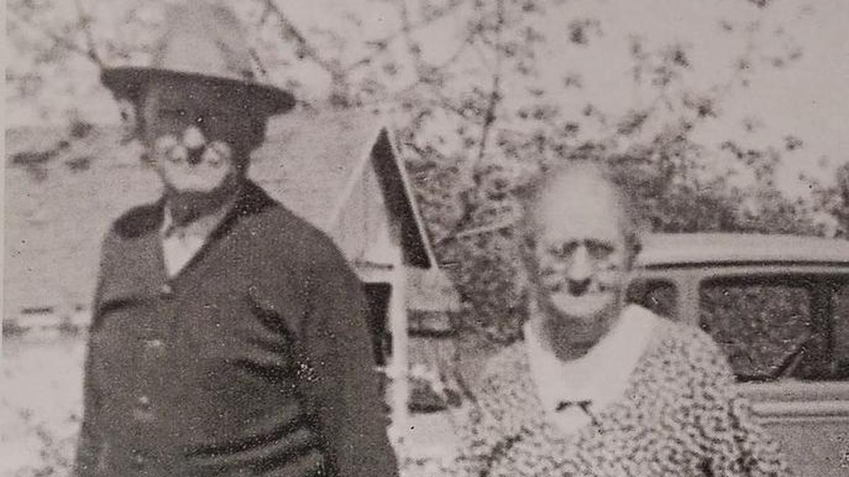 Pictured are Gottlieb and Elise Steiner. Photo is from the late Elva Reineheimer Beck.