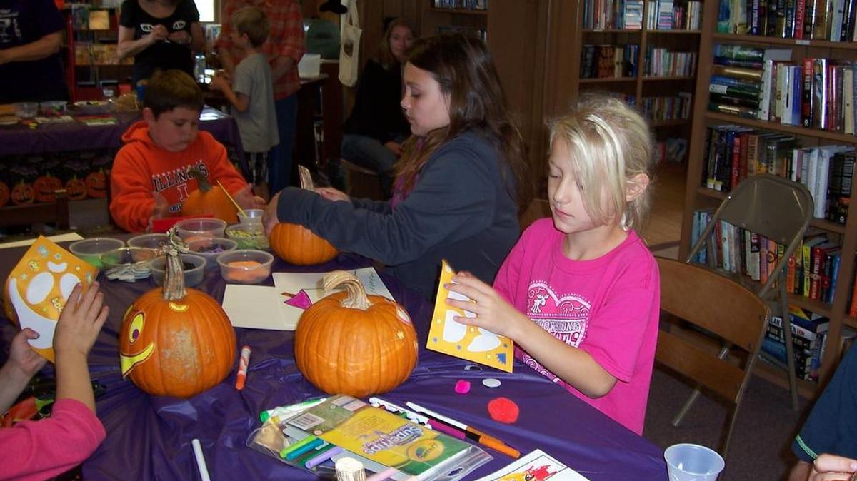 On Saturday, Oct. 21, a group of 5- to 10-year-old children gathered at the Marine Library to participate in an activity called, “Pumpkin Wars.” Jennifer Hobbs Zahn read Halloween stories to the group. Then, children competitively decorated pumpkins, which were judged by Marine Police Chief Chris Singleton. The winners were Deklen Moran, Reagan Moran and Kara Hill. All children received a prize and treat bag for participating. This event is held to encourage children to read and use the library.