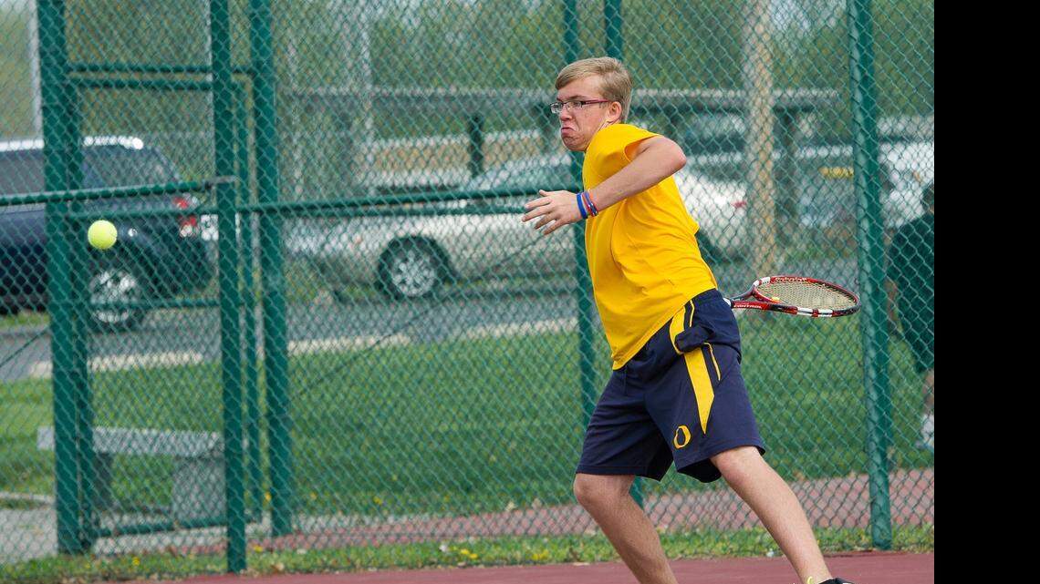 Panther tennis team scores big wins