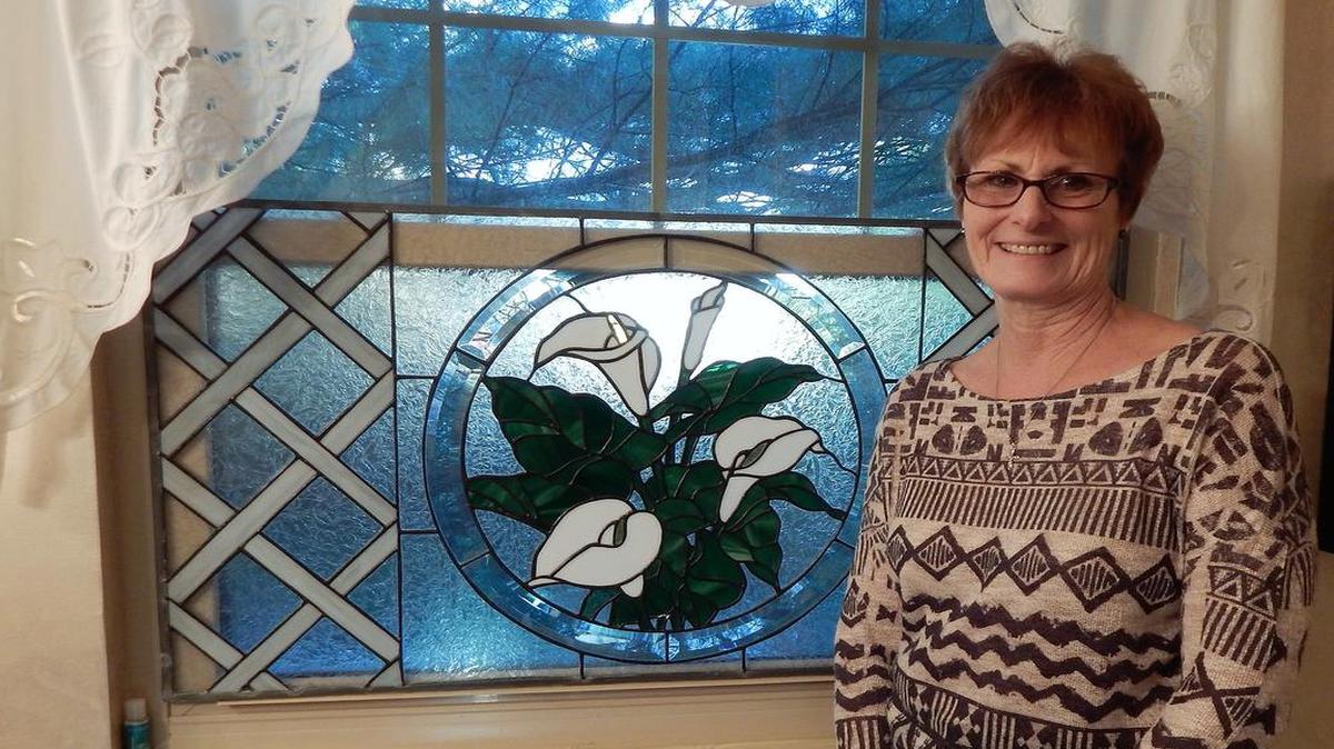 Jill Wicke created this stained glass work of calla lilies.