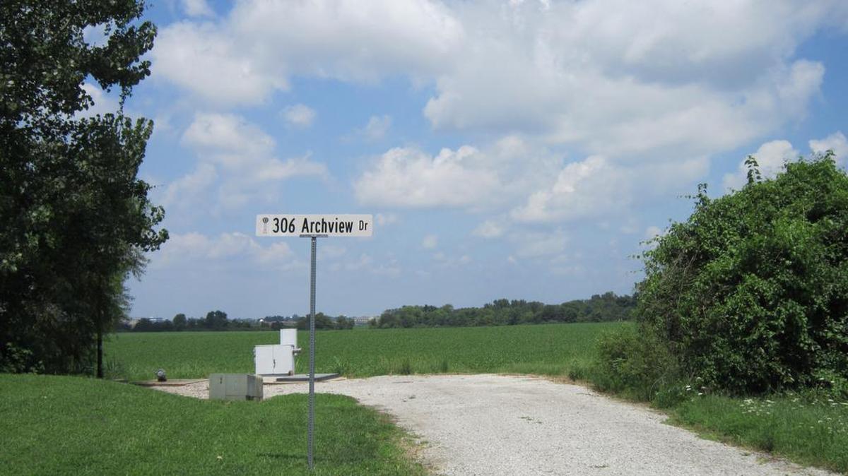 This is where Archview Drive ends, and is the proposed spot a connector street will be implemented after 30 percent of the home construction is build out.
