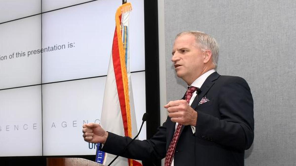 Robert Cardillo, director of the National Geospatial-Intelligence Agency, addresses members of United States Transportation Command and its component commands Jan. 18. Cardillo was the first guest in USTRANSCOM’s 30-4-30 Distinguished Speaker Series, an initiative to celebrate the command’s 30th anniversary in October 2017. Gen. Darren McDew, USTRANSCOM commander, has invited 30 four-star general officer, flag officer and equivalent strategic senior leaders to speak about how they view the globe, linkages between USTRANSCOM and the leader’s organization, and a vision for USTRANSCOM partnerships.