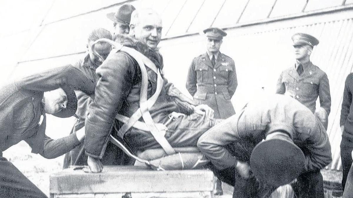 Capt. Hawthorne C. Gray prepares for his fateful balloon ascent at Scott Field on Nov. 4, 1927.