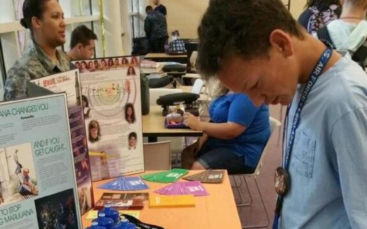The Red Ribbon Campaign is the oldest and largest drug prevention program in the nation. This year’s Red Ribbon Campaign gave parents an opportunity to start talking to or continue talking to their children about the dangers of underage drinking and using illegal drugs.