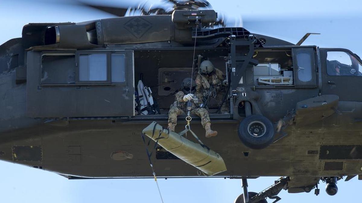 Service members from MacDill Air Force Base, Florida, participate in a joint-service Tactical Combat Casualty Care course, which took place Nov. 14-16. TCCC is designed to reduce preventable combat deaths by teaching life-saving trauma care techniques used on the battlefield. Photo by Airman 1st Class Caleb Nunez