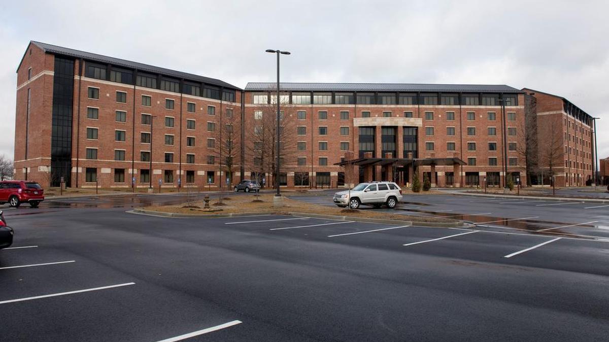 The new Scott Inn has completed construction at Scott Air Force Base. Builders broke ground on the facility March 11, 2016, and the grand opening and ribbon cutting ceremony took place Jan. 18. The Korte Company was the general contractor who built the visitor’s quarters under contract with the U.S. Army Corps of Engineers. More recently, Korte-River City JV of Highland was the successful bidder on a $113 million contract to renovate Building 1600, which houses the U.S. Air Force Mobility Command Headquarters at the base. 