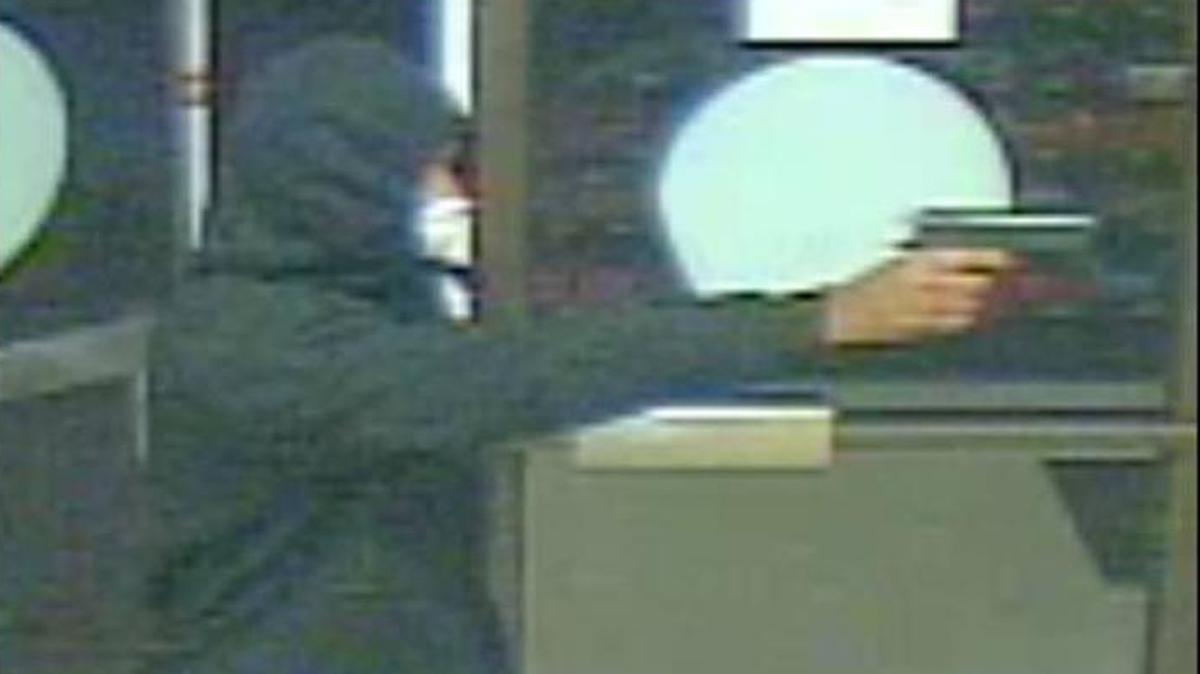 A convenience store in Swansea was held up at gunpoint early Sunday morning in the latest of a series of robberies at convenience stores in the metro-east near St. Louis, MO.