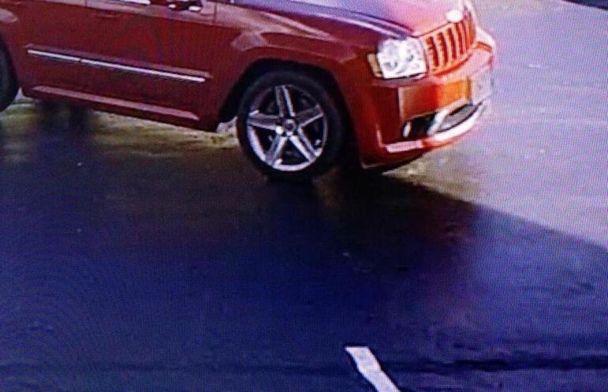 This Jeep Cherokee has been seen in the vicinity of several car burglaries in the metro-east over the last few months, including the recent theft of nearly $6,000 in equipment and belongings of a South Elgin high school wrestling team.
