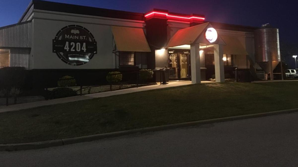 The Perfect 10 Pub & Grill was located at 180 E. Center Drive in Alton.