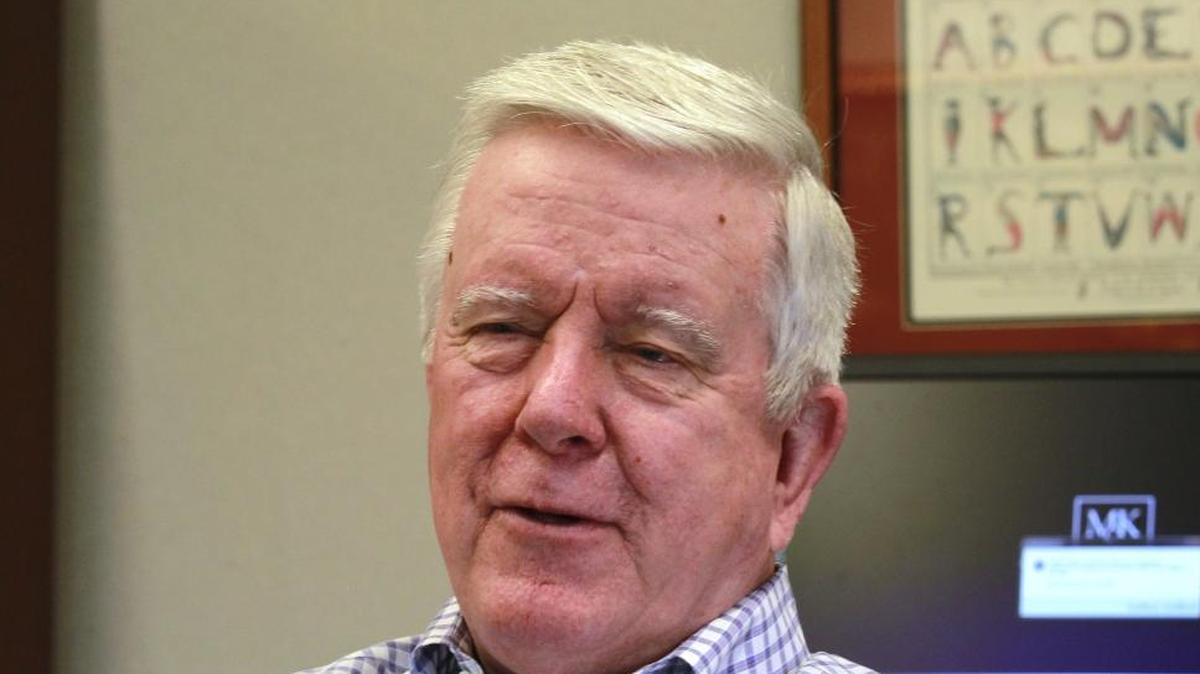 McKendree University President James Dennis has announced he will retire on June 30, 2020.