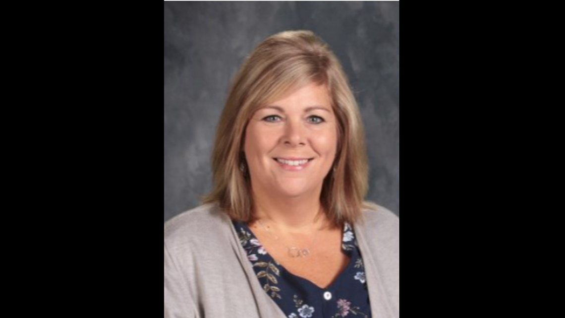 Metro-east elementary starts school year without its principal