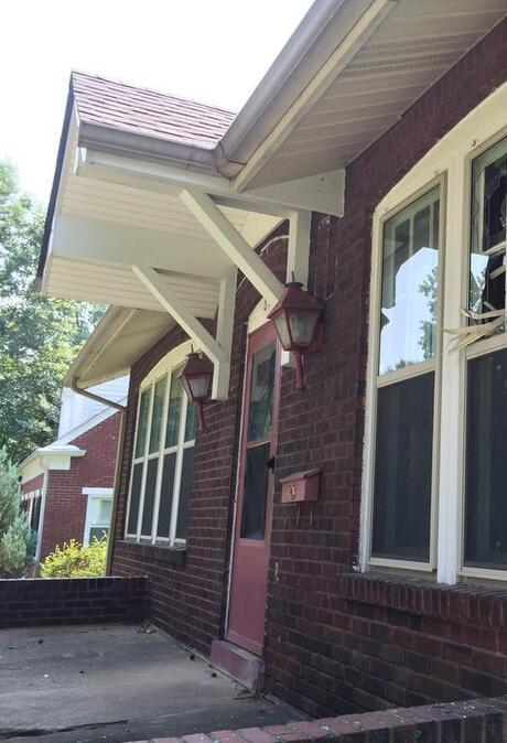 
Windows were broken out Tuesday afternoon at a house at McClintock and Forest avenues in Belleville, prompting a big police response because the initial report was vague.
