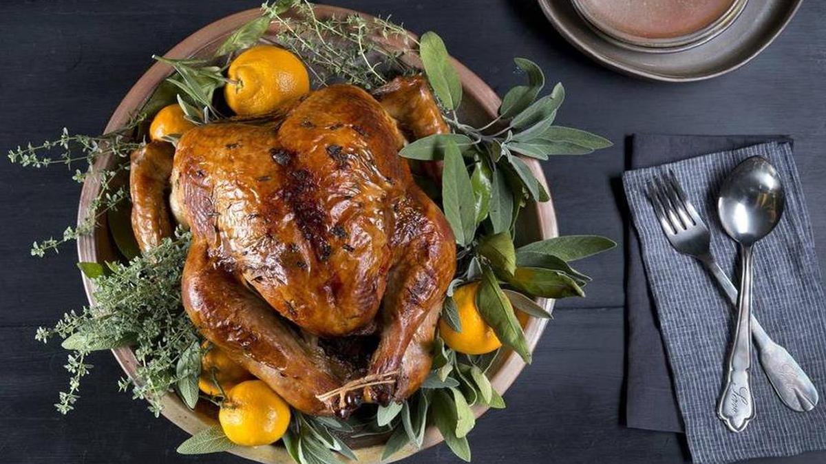 The chance for rain increases throughout Thanksgiving Day, and travelers should take care if they are returning from visiting their families today. Also, rain could cause the cancellation of the Santa’s Parade Friday in Belleville.