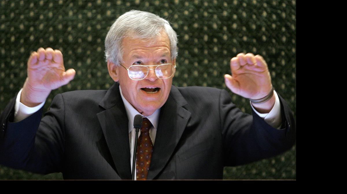 
In this March 5, 2008, file photo, former U.S. House Speaker Dennis Hastert speaks to lawmakers on the Illinois House of Representatives floor at the state Capitol in Springfield, Ill. Federal prosecutors have indicted Thursday, May 28, 2015, the former U.S. House Speaker on bank-related charges. (AP Photo/Seth Perlman, File)
