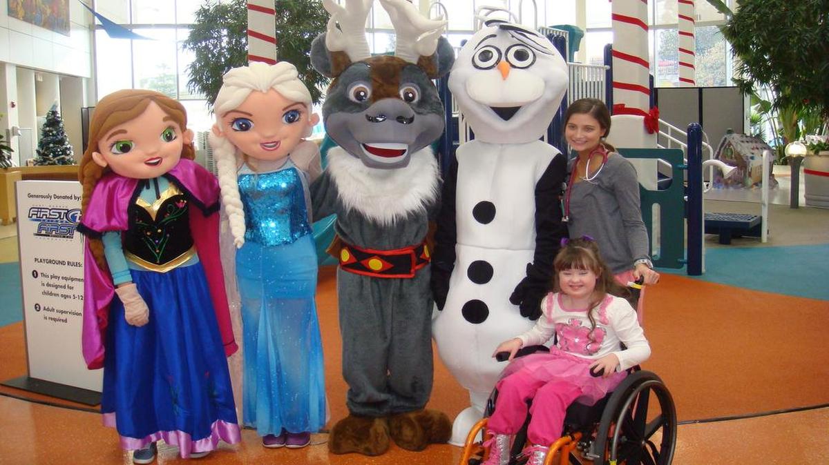 Althoff Catholic High School students dressed as Frozen characters and visited Melody Wells while she was recovering in the hospital. Melody is the daughter of Robin Wells, who was killed in a car crash in Mascoutah in November 2014. Melody was a passenger in the car and was seriously injured.