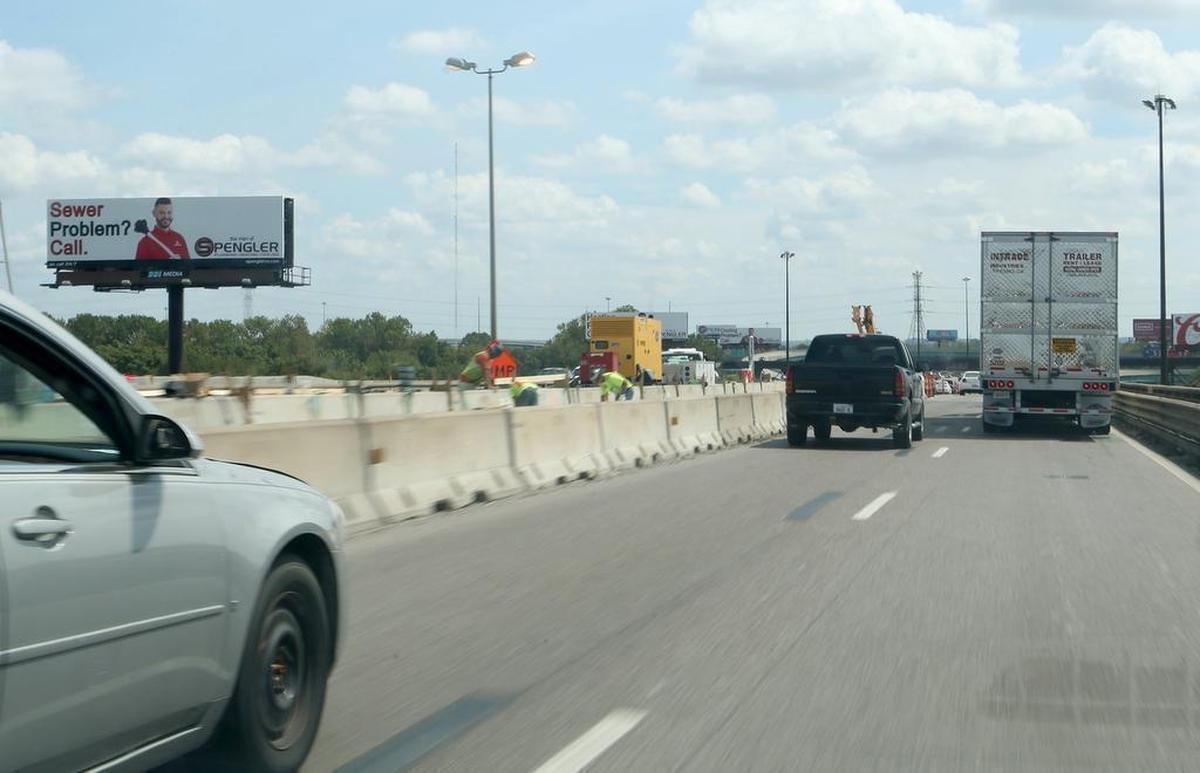 Missouri Department of Transportation has announced that it plans to open the ramp onto the eastbound Poplar Street Bridge from St. Louis to southern Illinois on Thursday, ending a six-month detour for commuters.