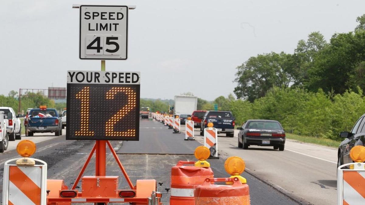 According to the Illinois Department of Transportation, starting Monday, I-270 over the Mississippi River will be reduced to one lane to allow crews to complete routine inspections of the Chain of Rocks Bridge.