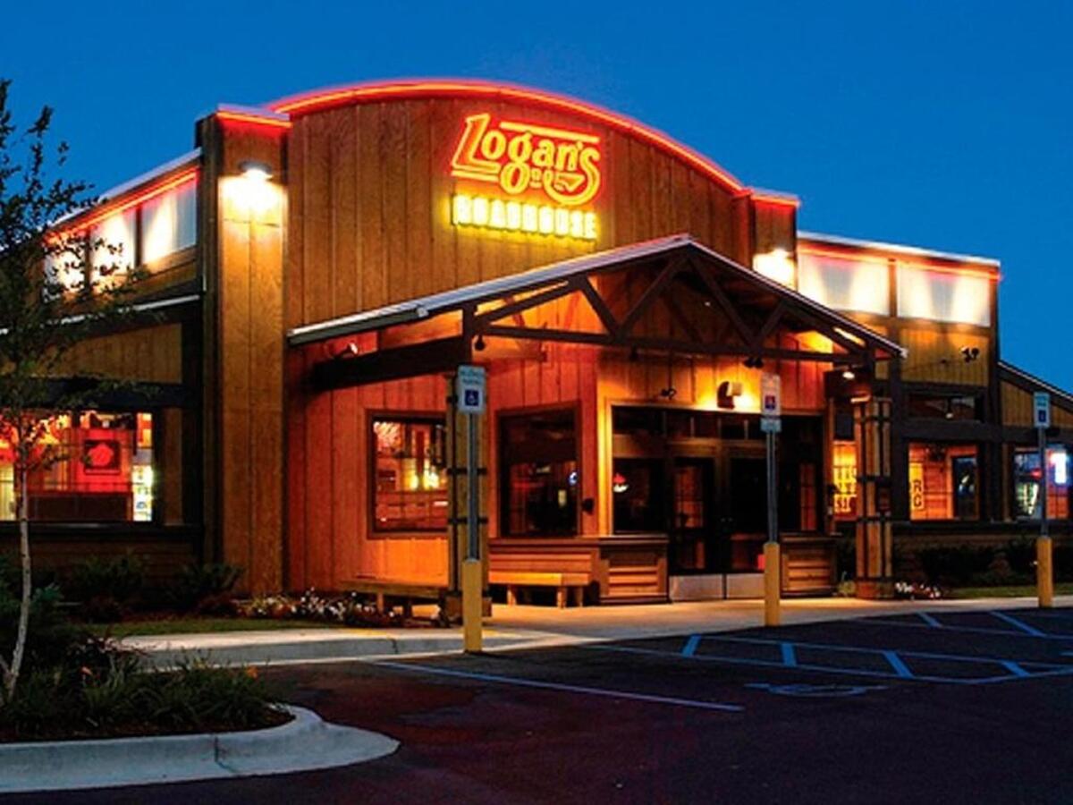 Logan’s Roadhouse in Fairview Heights suddenly closed its doors in 2015.