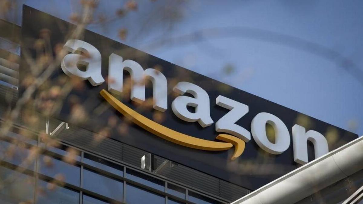 Amazon is looking to build a second headquarters for the company. Edwardsville, St. Louis and Chicago are among cities seeking to land the headquarters.
