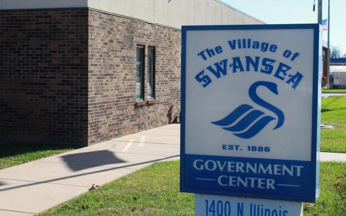 The Swansea Government Center at 1400 Illinois St. will be closed Friday when employees will move to a new village hall at 1444 Boul Ave.