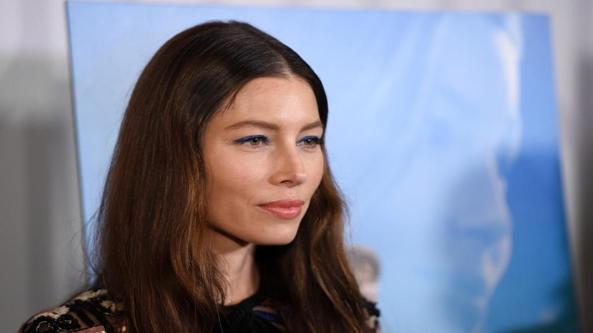 The TLC show “Who Do You Think You Are” will follow Jessica Biel’s trip to Alton on Sunday.