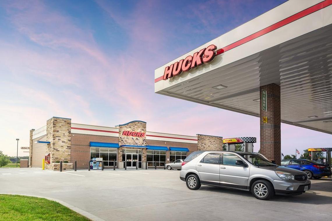 A rendering of a Huck’s Food and Fuel. Some stores have drive-thrus. It’s unclear if the Lexington location will.