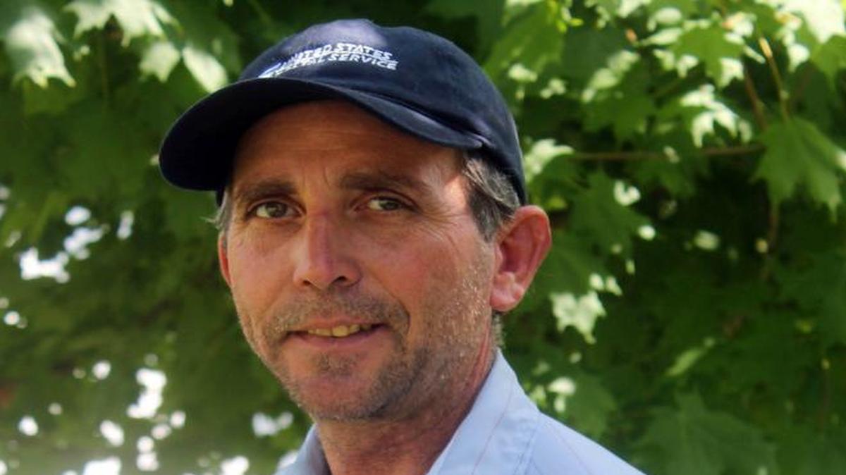 
Don Fix, of Belleville, has been a mail carrier for 20 years.
