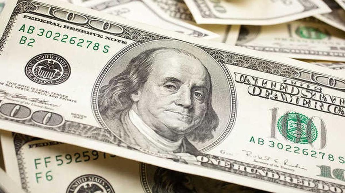 The database will show what public employees earned in 2015.