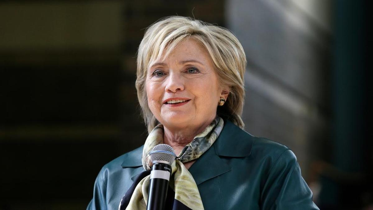 
Democratic presidential candidate Hillary Rodham Clinton speaks during a community forum, Tuesday, Oct. 6, 2015, in Davenport, Iowa. 
