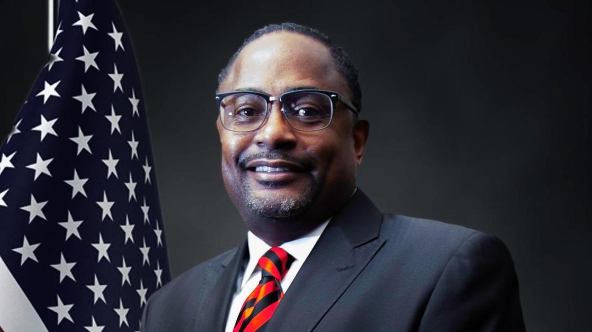 Derrick Maxwell