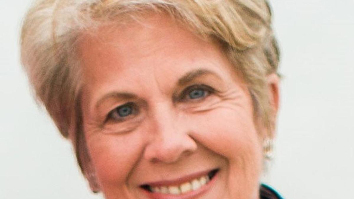 Barbara Ducey is a candidate for the Signal Hill District 181 school board.