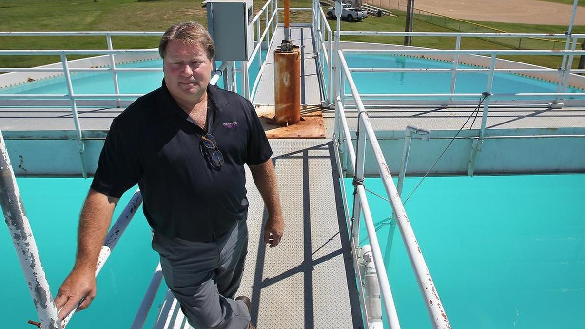
Collinsville’s water plant, which went online in 1958, limits the city from doing heavy maintenance that would last more than 30 hours. Dennis Kress, the city’s water and wastewater director, looks forward to when construction could begin on the new, $18 million water plant.

