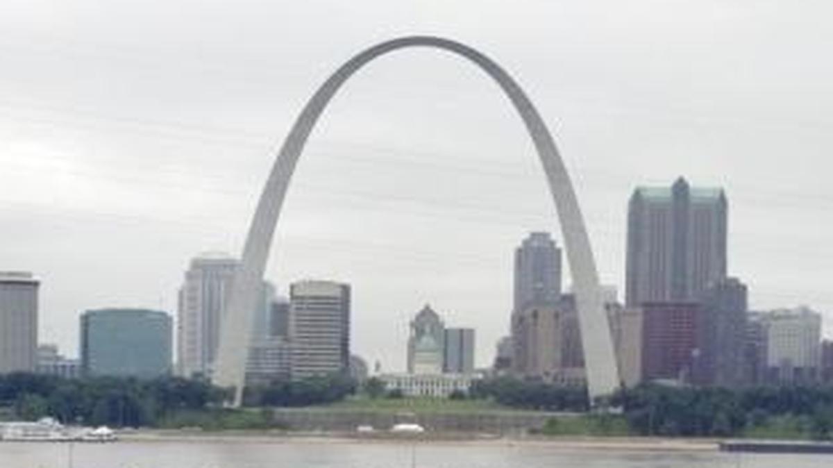 Illinois resident know this view, but do Missouri residents see or consider Illinois? Regional growth takes planning and cooperation from both sides of the Mississippi River.