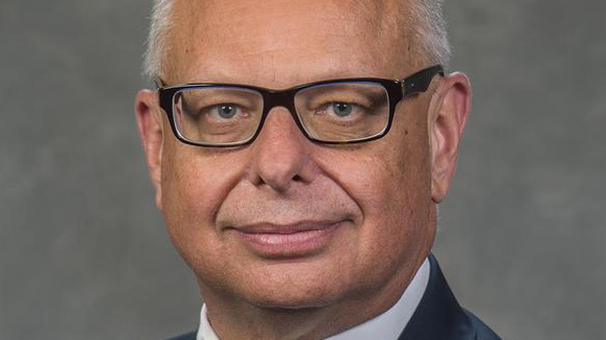 Southern Illinois University Carbondale Chancellor Carlo Montemagno is warning that the university needs to be nimble to stop the enrollment slide. He questions whether that is possible with current administrative red tape.