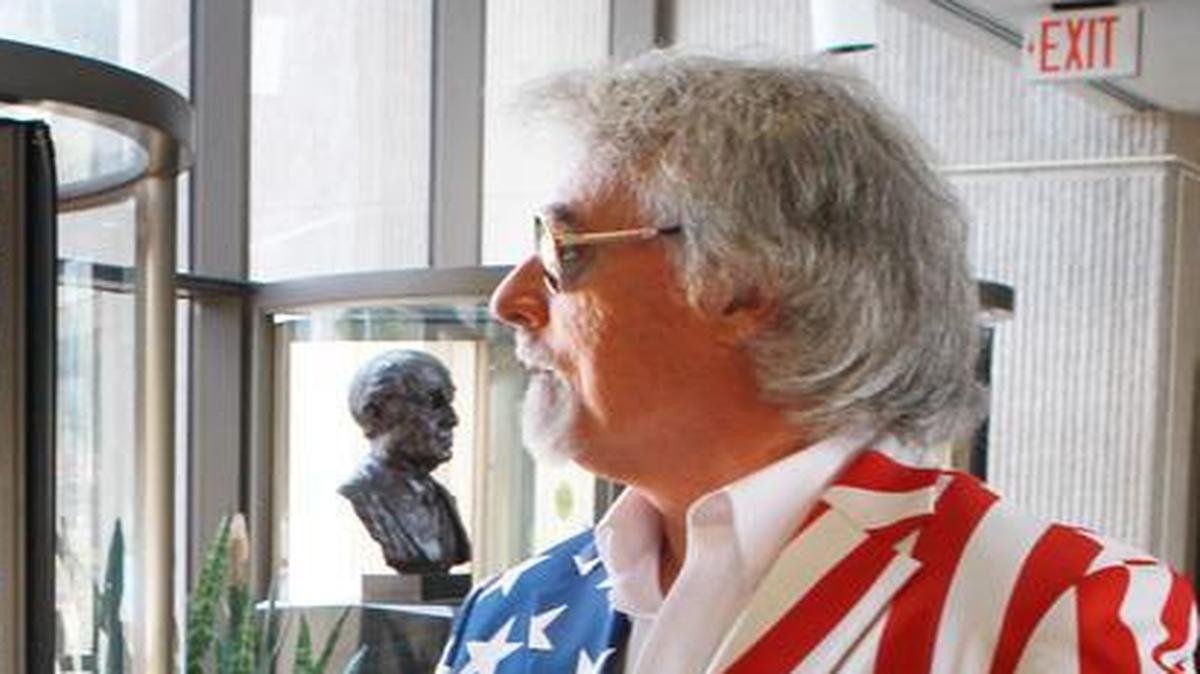 Bob Romanik filed paperwork Monday to run as a Republican for Illinois House District 114, the seat being vacated by Rep. Eddie Lee Jackson. Also running is Latoya Greenwood, whose father is chief of the East St. Louis school board and city’s Democrats.