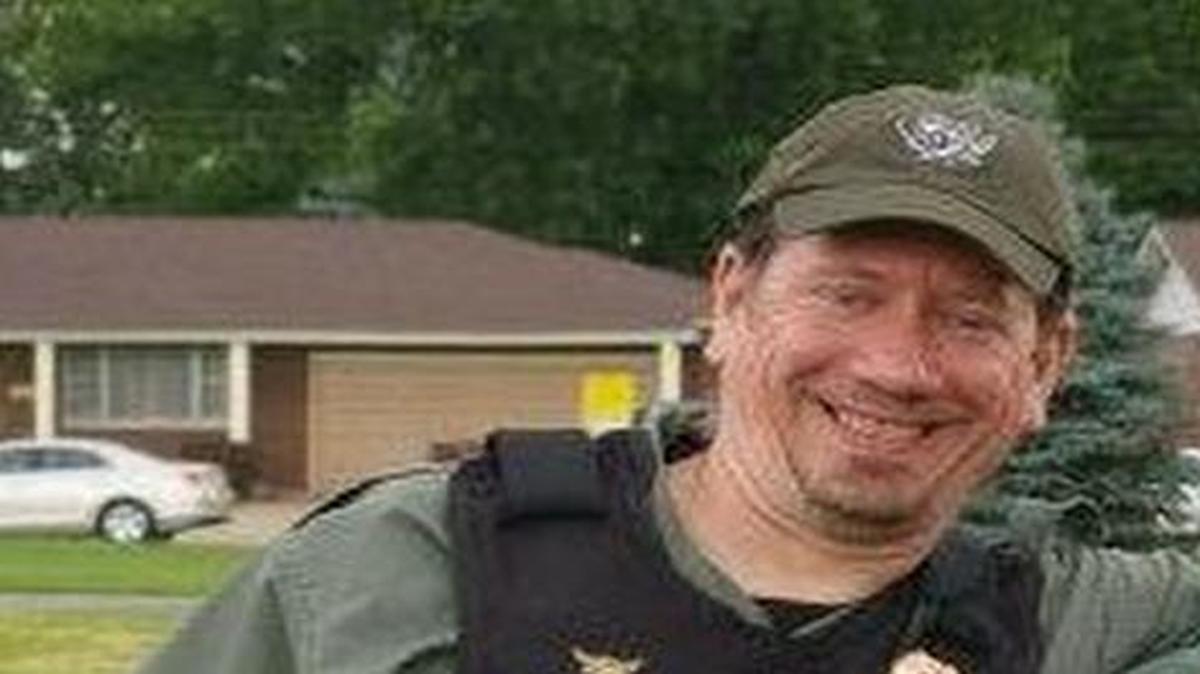 Two men are no longer Granite City Police officers after facing criminal probes. Thomas Paul had his police vehicle and weapons stolen by a young woman he met online. Eugene Wilkinson faces felony charges stating he provided police data to an unauthorized person. Now a lawsuit states a lieutenant faces retaliation after telling FBI agents that the police chief’s brother and father were producing marijuana oil.