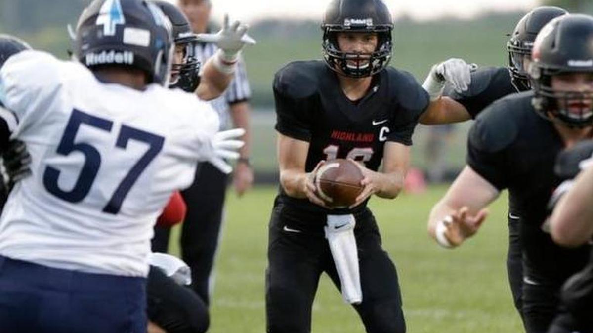 Highland High School’s Bulldogs will continue playing on grass after school board members decided it was too risky to rely on donations for $775,000 in artificial turf plus $500,000 for replacement in 10 years.