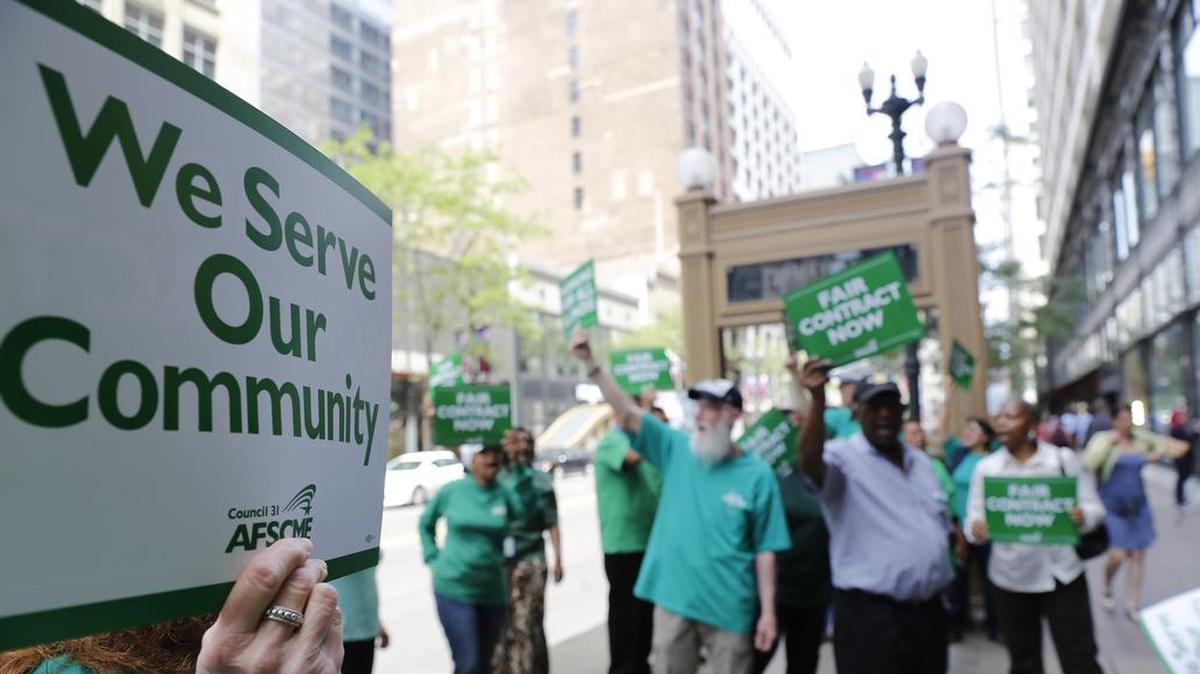 The American Federation of State, County and Municipal Employees represents 38,000 Illinois state workers whose median salary is double the Illinois median. They work 37.5 hours a week, then get overtime.