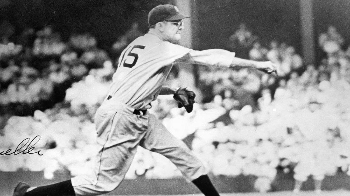 
Les Mueller, of Belleville, pitched in 30 games in his career. None was more memorable than the game 70 years ago when he threw 19 2/3 innings.
