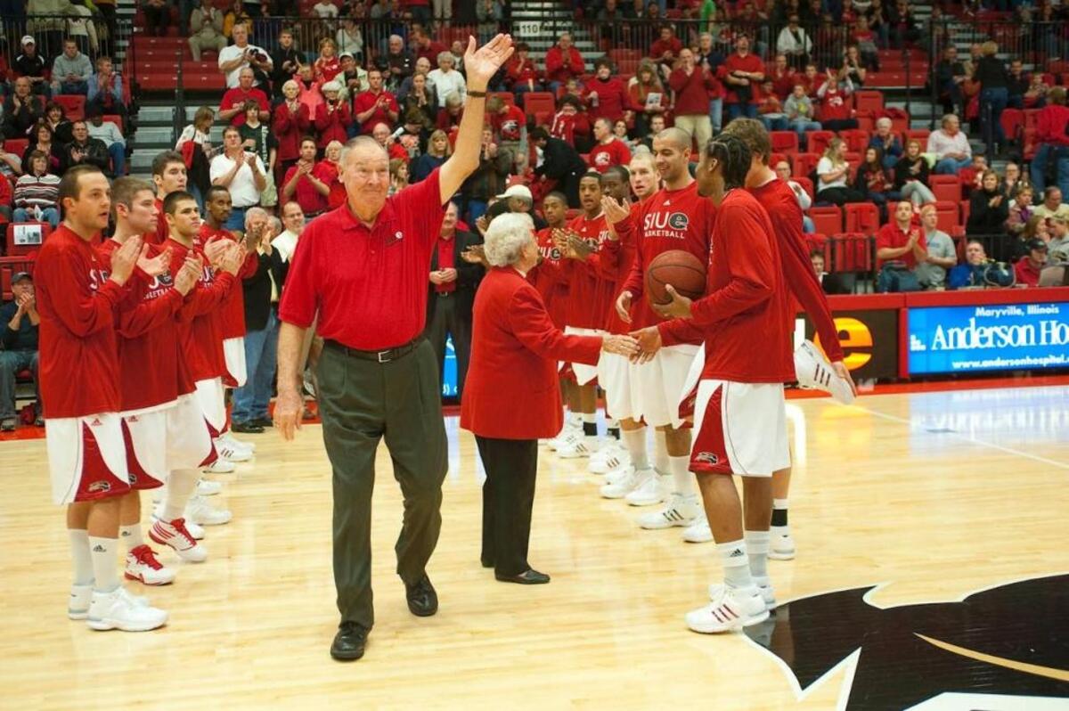 Harry Gallatin waves to the Vadalabene Center crowd during an introduction in 2009. A seven-time NBA All-Star, Gallatin served as the first athletic diretor at SIUE and was a longtime golf coach.
